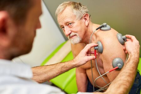 鳳凰電波與音波拉提的疼痛感比較：哪種治療較舒適？